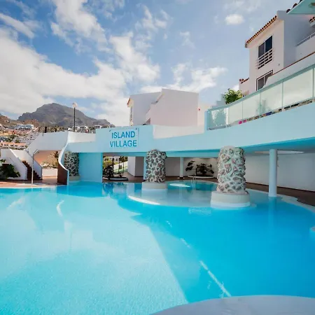 Apartment 487 B Island Village *